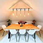 Spacious And Modern House Close To Center Appartement *