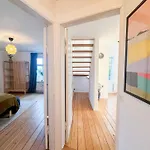 Spacious And Modern House Close To Center Appartement *