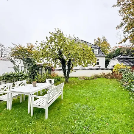 Spacious And Modern House Close To Center Apartman Århus