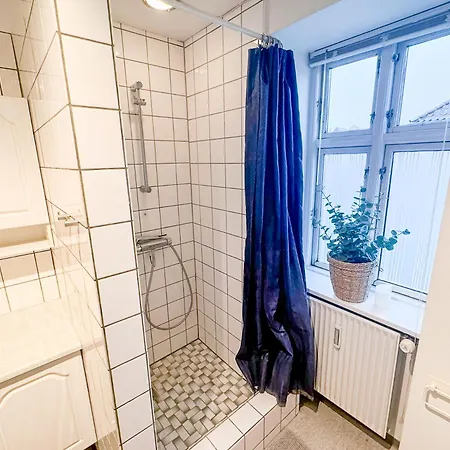 Spacious And Modern House Close To Center *