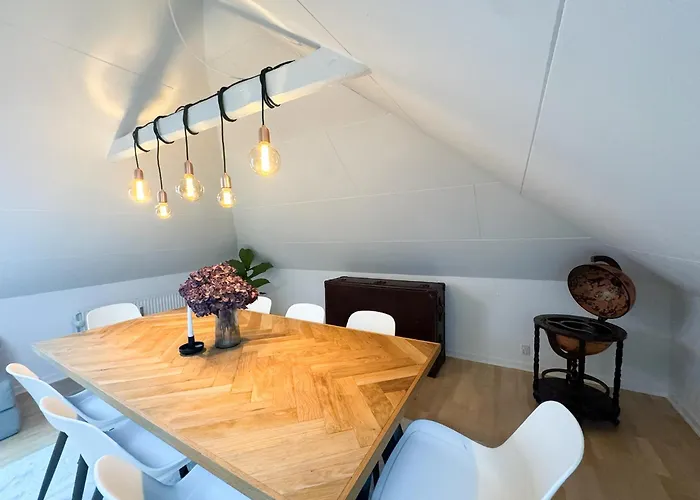 Lägenhet Spacious And Modern House Close To Center