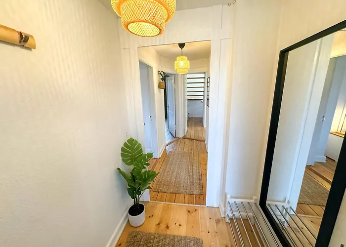 Spacious And Modern House Close To Center