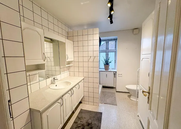 Spacious And Modern House Close To Center Lägenhet *